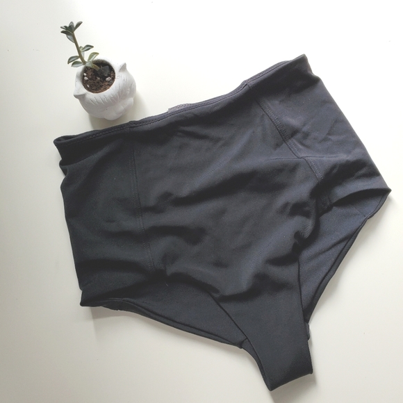 H&M Black High Waist XXS BIKINI BOTTOM - Picture 1 of 3